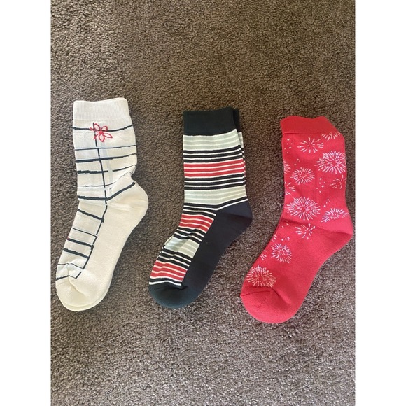 pact Women's Premium Holiday Crew Socks 3-Pack NWT - Picture 2 of 5
